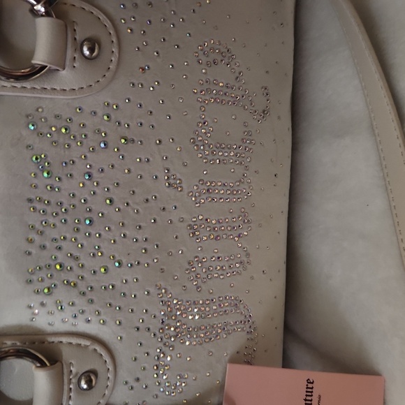BNWT Juicy Couture White Handbag with Mini Pouch and bedazzling - Picture 2 of 7
